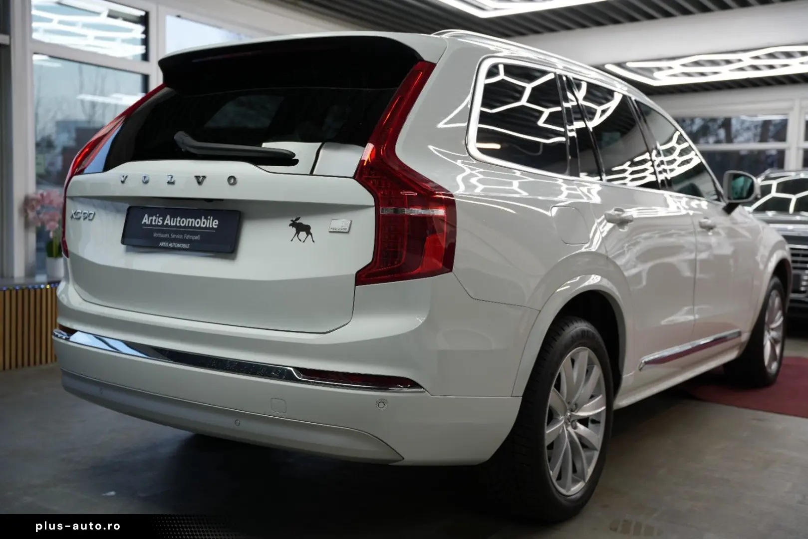 VOLVO XC90 T8 INSCRIPTION 360KAMERA PANO AHK 7-SITZER