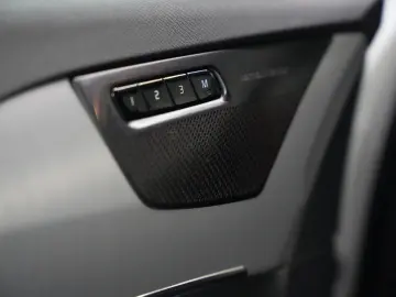 VOLVO XC90 T8 INSCRIPTION 360KAMERA PANO AHK 7-SITZER