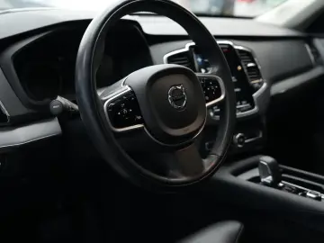 VOLVO XC90 T8 INSCRIPTION 360KAMERA PANO AHK 7-SITZER
