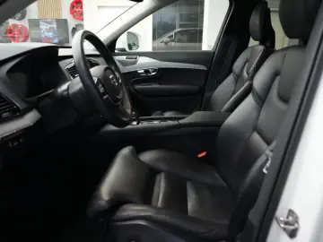 VOLVO XC90 T8 INSCRIPTION 360KAMERA PANO AHK 7-SITZER