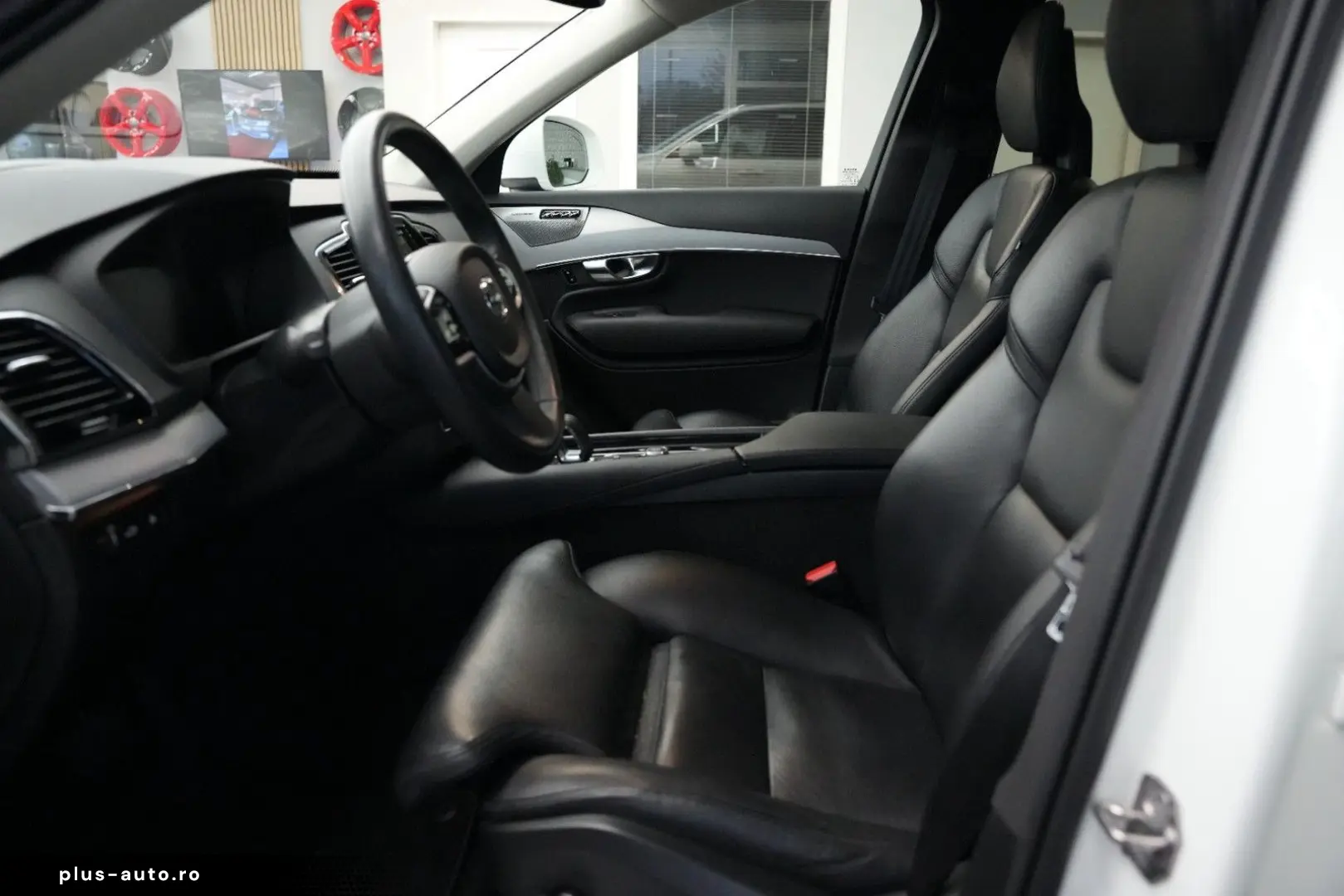 VOLVO XC90 T8 INSCRIPTION 360KAMERA PANO AHK 7-SITZER
