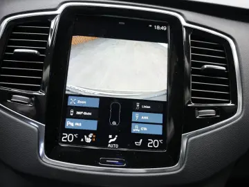 VOLVO XC90 T8 INSCRIPTION 360KAMERA PANO AHK 7-SITZER