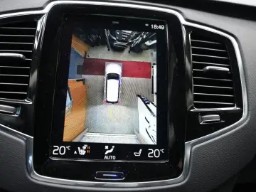 VOLVO XC90 T8 INSCRIPTION 360KAMERA PANO AHK 7-SITZER