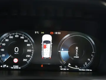 VOLVO XC90 T8 INSCRIPTION 360KAMERA PANO AHK 7-SITZER