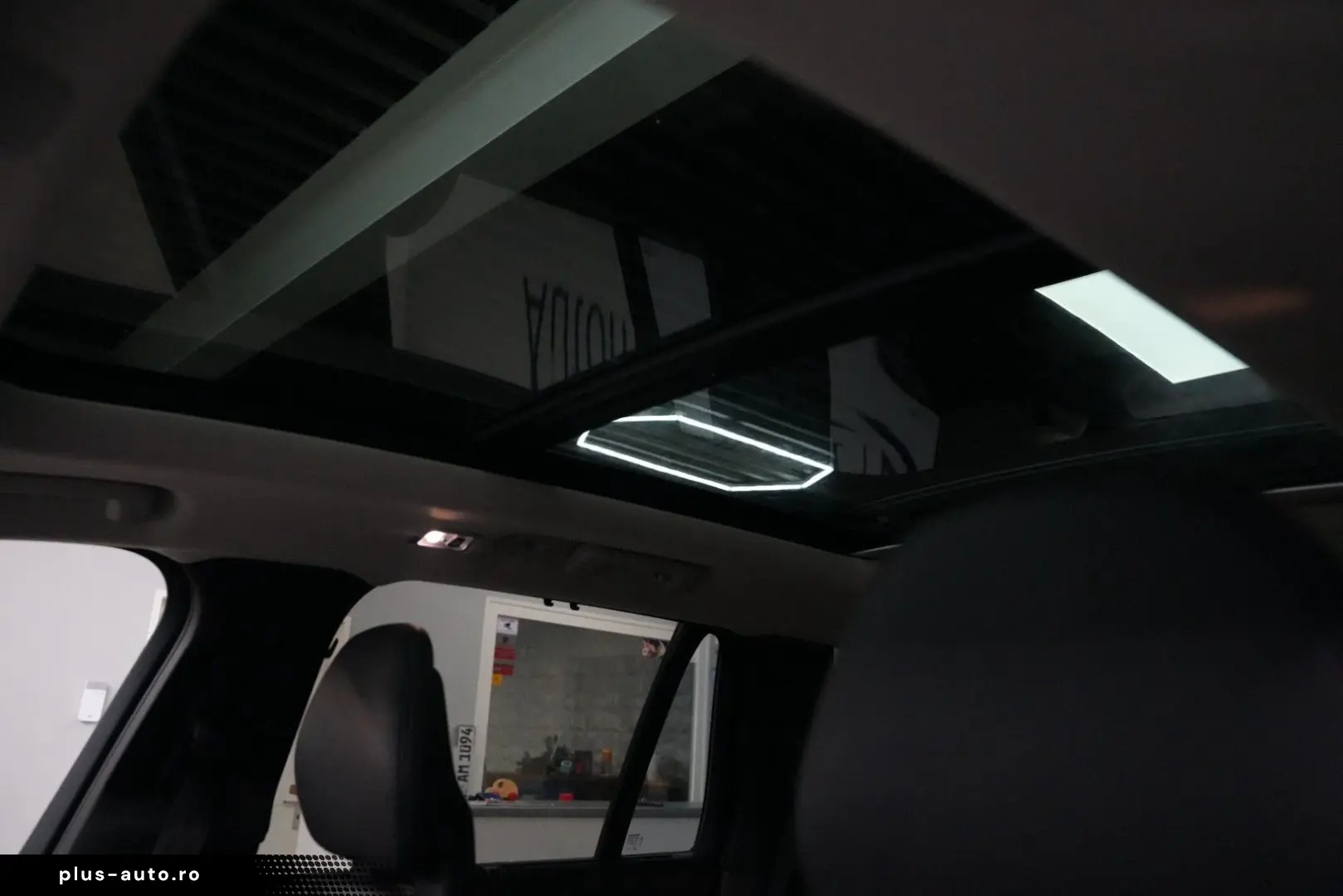 VOLVO XC90 T8 INSCRIPTION 360KAMERA PANO AHK 7-SITZER
