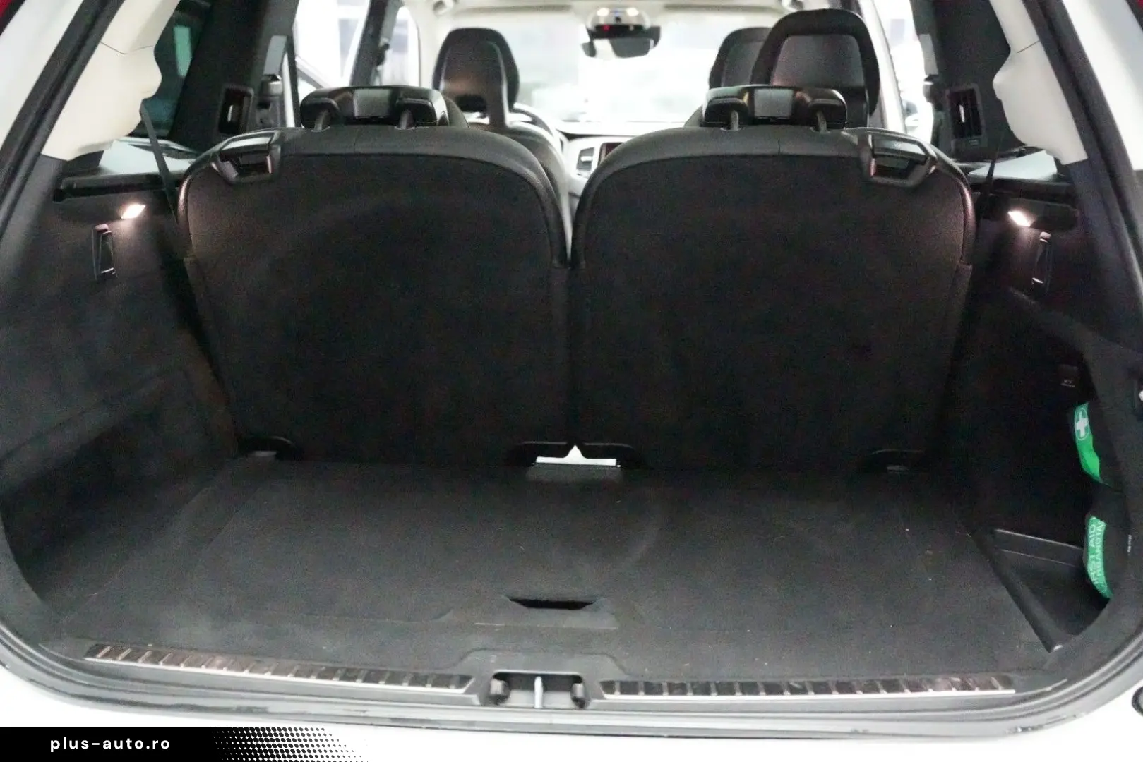 VOLVO XC90 T8 INSCRIPTION 360KAMERA PANO AHK 7-SITZER