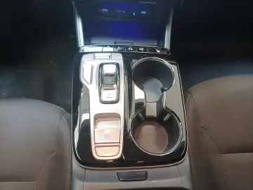 HYUNDAI Tucson 1.6 T-GDI 4WD