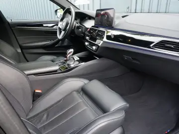 BMW M5 CarbonDach HUD B&W Sound 360  4xSHZ ACC Laser