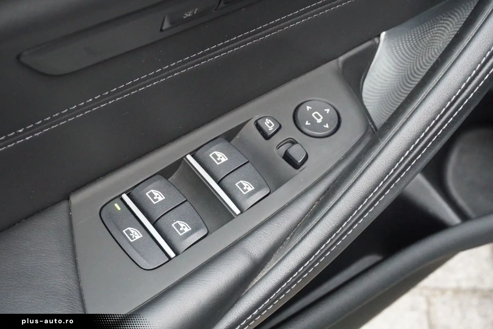 BMW M5 CarbonDach HUD B&W Sound 360  4xSHZ ACC Laser