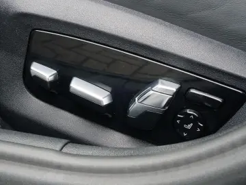 BMW M5 CarbonDach HUD B&W Sound 360  4xSHZ ACC Laser