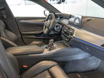 BMW M5 Competition Individuallack Schiebed. HuD Driv