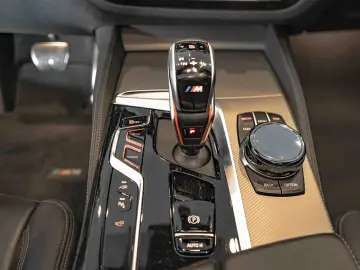 BMW M5 Competition Individuallack Schiebed. HuD Driv