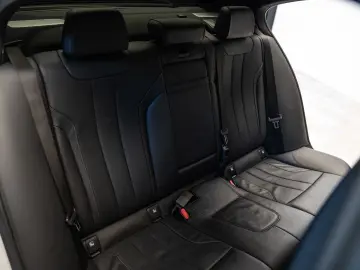 BMW M5 LCI   xDrive   B&W   Carbon   HeadUP   M Sitz
