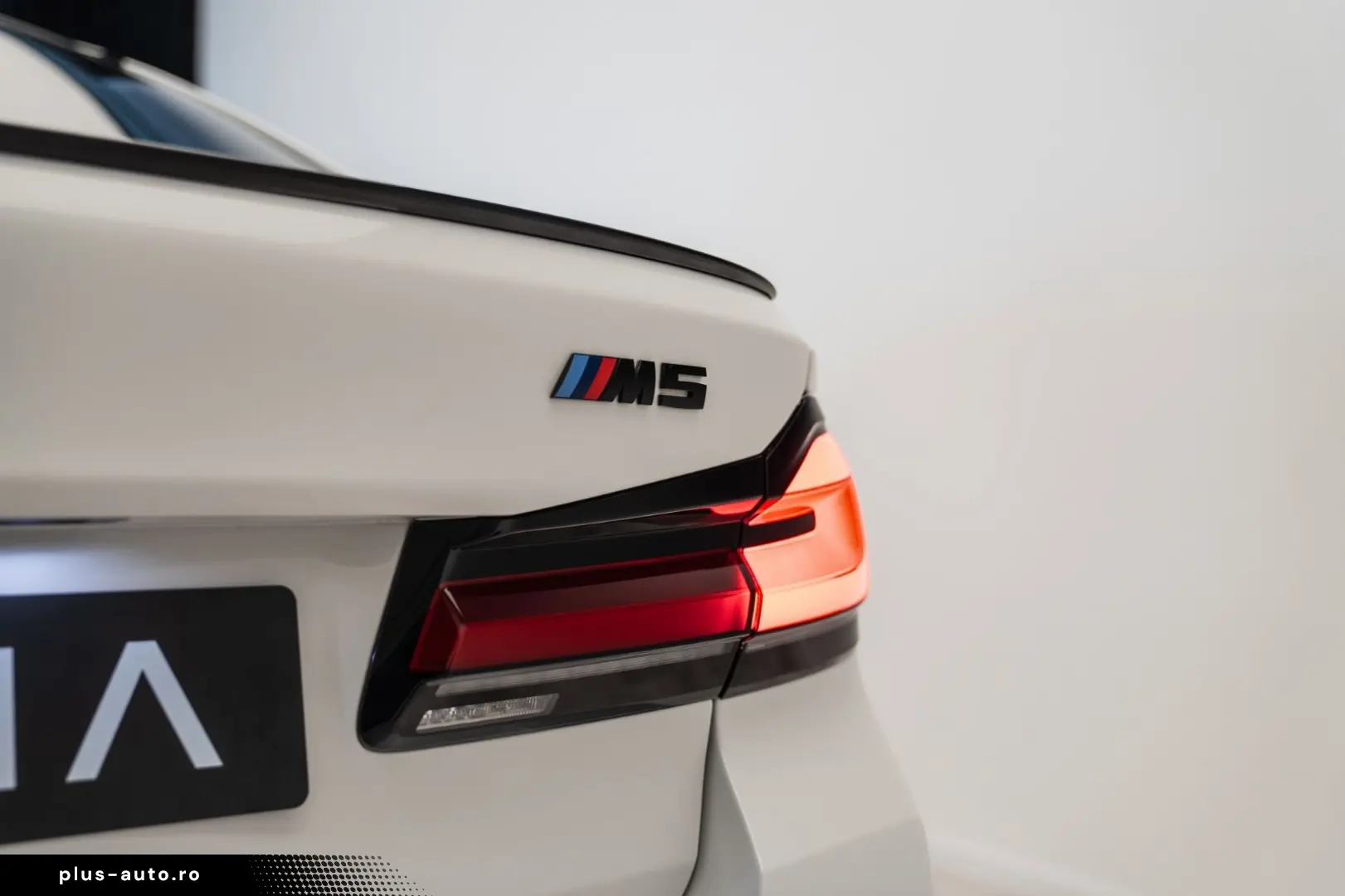 BMW M5 LCI   xDrive   B&W   Carbon   HeadUP   M Sitz