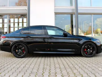 BMW M5 Competition xDrive  LASER  MASSAGE  M DRIVERS