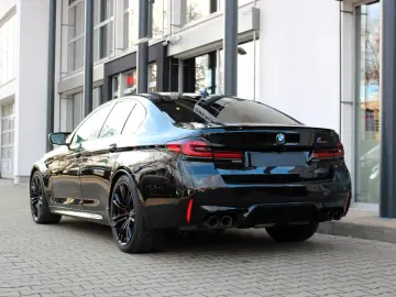 BMW M5 Competition xDrive  LASER  MASSAGE  M DRIVERS
