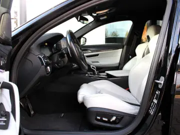 BMW M5 Competition xDrive  LASER  MASSAGE  M DRIVERS