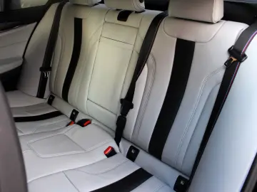 BMW M5 Competition xDrive  LASER  MASSAGE  M DRIVERS