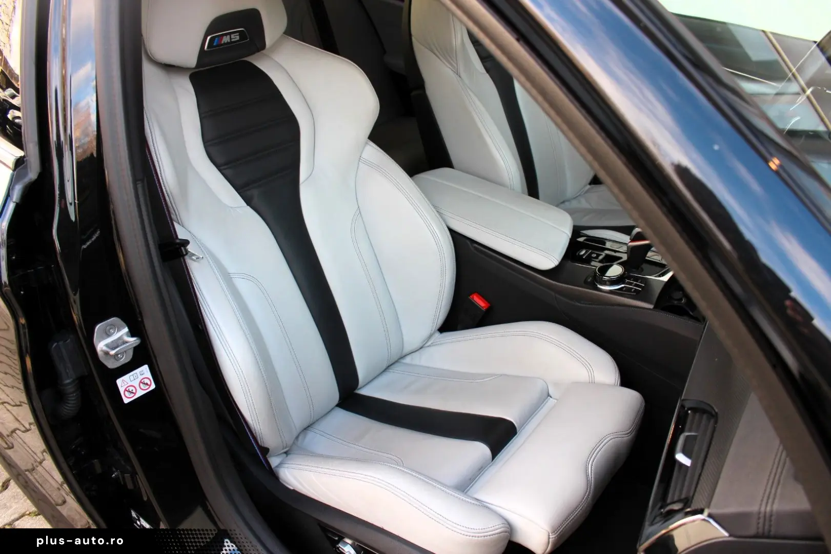 BMW M5 Competition xDrive  LASER  MASSAGE  M DRIVERS