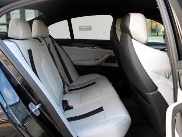 BMW M5 Competition xDrive  LASER  MASSAGE  M DRIVERS