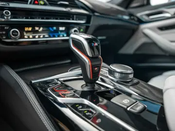 BMW M5 Competition xDrive A