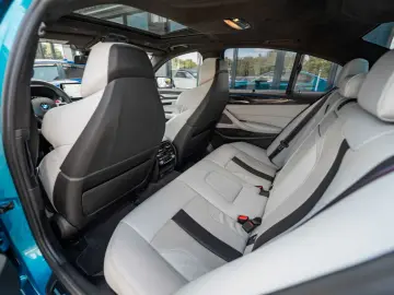 BMW M5 Competition xDrive A