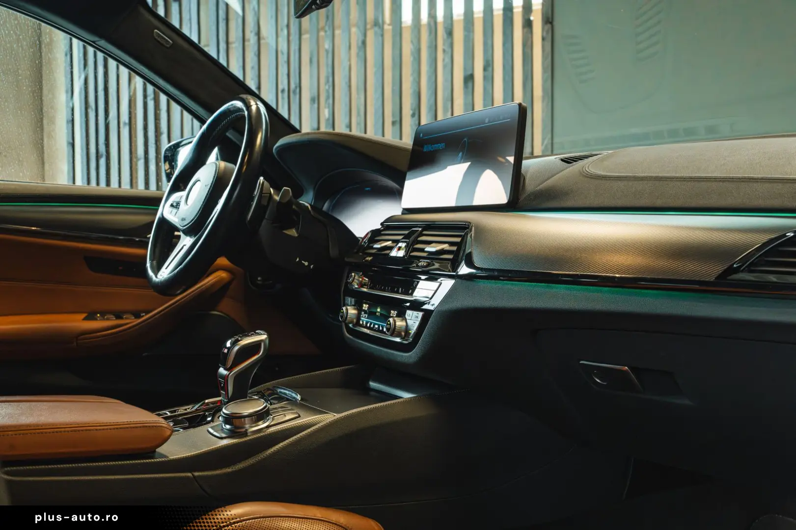 BMW M5 Competition   M-Drivers   Massage   Fond Prof