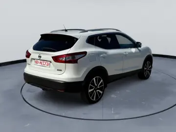 Nissan Qashqai 1.6dCi TEKNA 2014