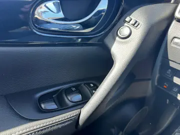 Nissan Qashqai 1.6dCi TEKNA 2014