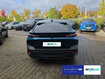 PEUGEOT 408 Hybrid 225 (Plug-In)