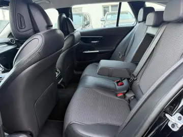 MERCEDES BENZ C200 d     65.000km
