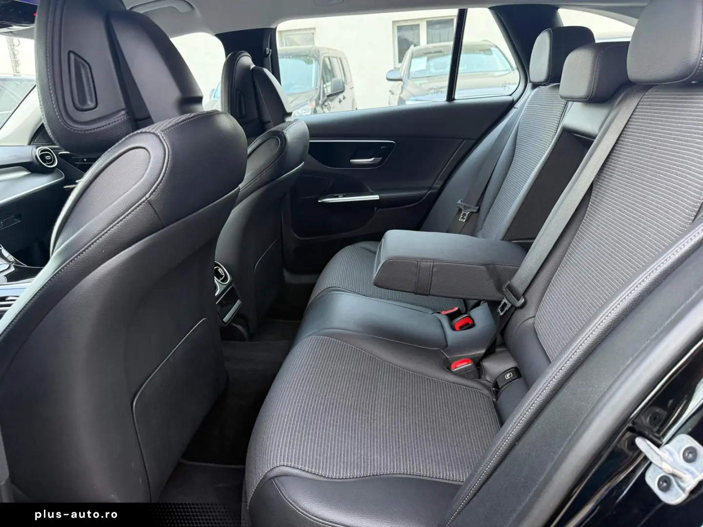 MERCEDES BENZ C200 d     65.000km