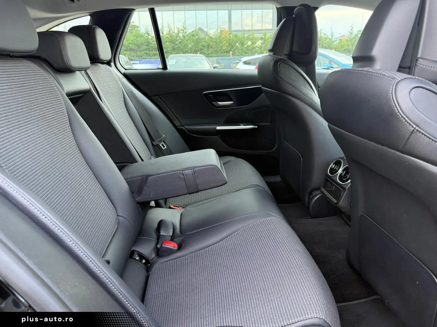 MERCEDES BENZ C200 d     65.000km