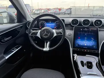 MERCEDES BENZ C200 d     65.000km