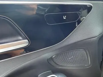 MERCEDES BENZ C200 d     65.000km