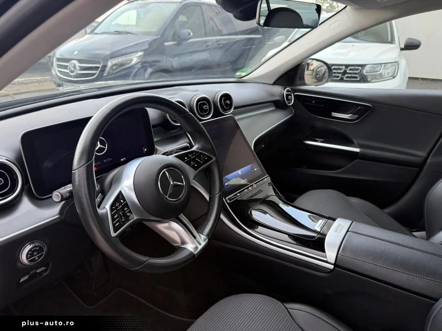 MERCEDES BENZ C200 d     65.000km