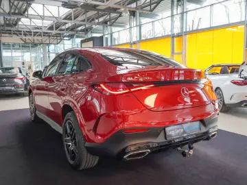 MERCEDES-BENZ GLC 300 e 4M Coupé AMG Line Night Fahr…