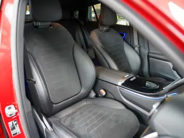MERCEDES-BENZ GLC 300 e 4M Coupé AMG Line Night Fahr…