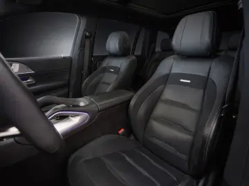 MERCEDES-BENZ GLS 63 AMG DRIVER'S CARBON MASSAG…