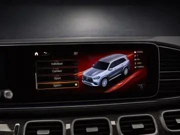 MERCEDES-BENZ GLS 63 AMG DRIVER'S CARBON MASSAG…