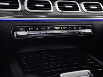 MERCEDES-BENZ GLS 63 AMG DRIVER'S CARBON MASSAG…
