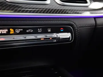 MERCEDES-BENZ GLS 63 AMG DRIVER'S CARBON MASSAG…