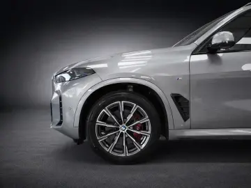 BMW X5 xDrive30d 3x M SPORT PRO PANO ICONIC INDIVIDU