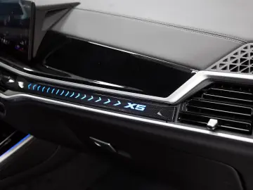 BMW X5 xDrive30d 3x M SPORT PRO PANO ICONIC INDIVIDU