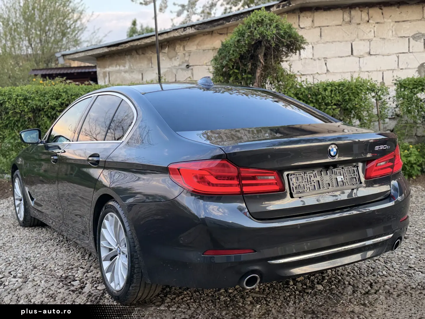 BMW Seria 5 G30 530e Plug in hibrid Luxury Line 08 2020
