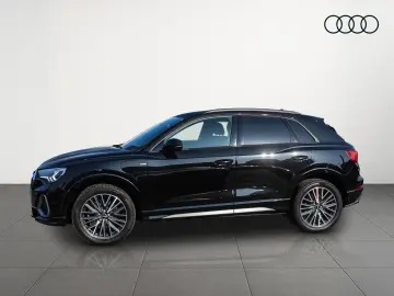 AUDI Q3 S line 45TFSIe Stronic Navi LED ACC EPH