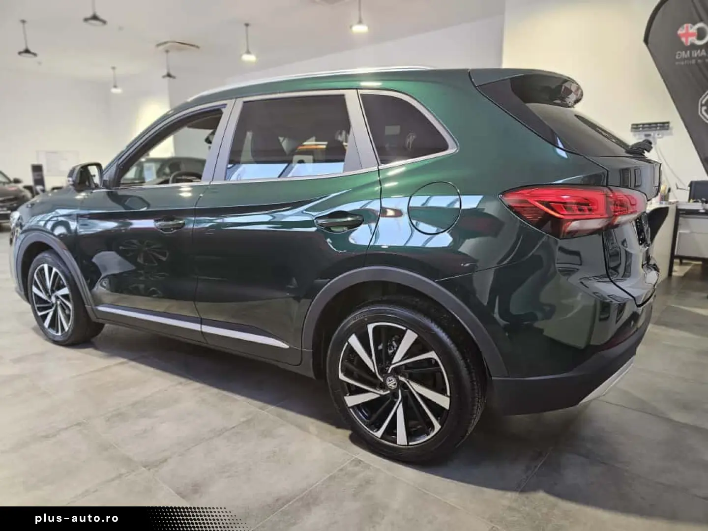 MG ZS HEV 5 usi Exclusive 1.5L GSL HEV 197 CP AT