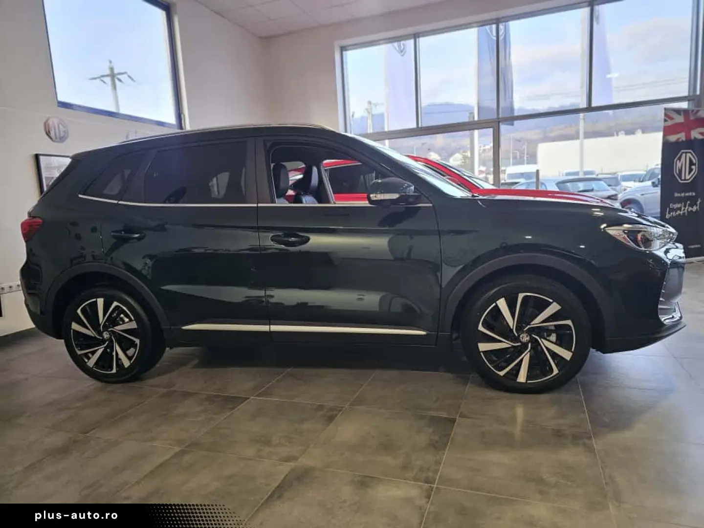 MG ZS HEV 5 usi Exclusive 1.5L GSL HEV 197 CP AT