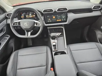MG ZS HEV 5 usi Exclusive 1.5L GSL HEV 197 CP AT (MY 2025)