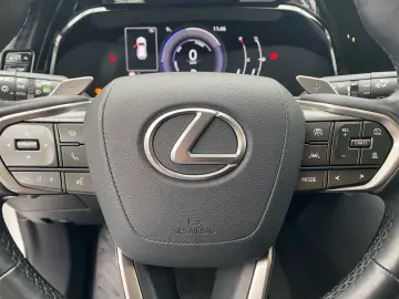 LEXUS NX 350h Business Line  LED 360